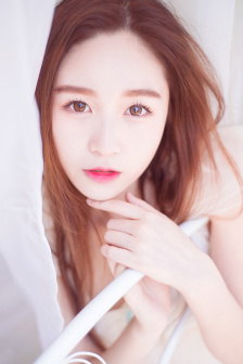 二见一树